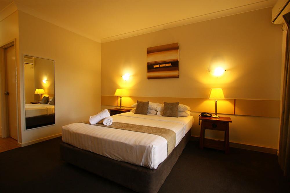 Emerald Maraboon Motor Inn