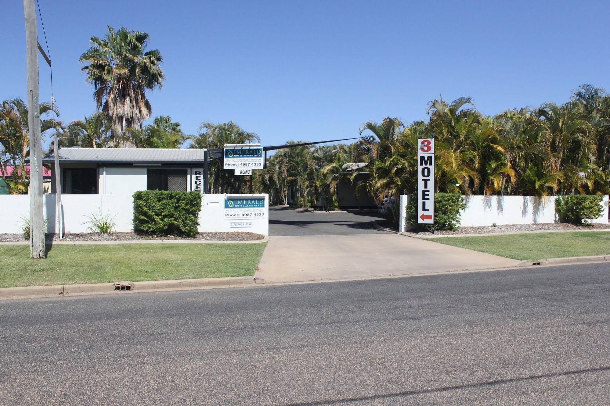 Emerald Motel Apartments