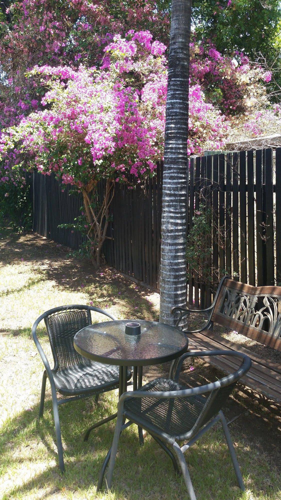 Emerald Tower Motor Inn