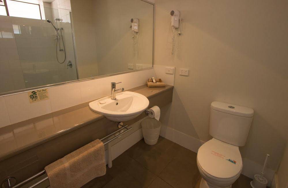 Western Gateway Motel