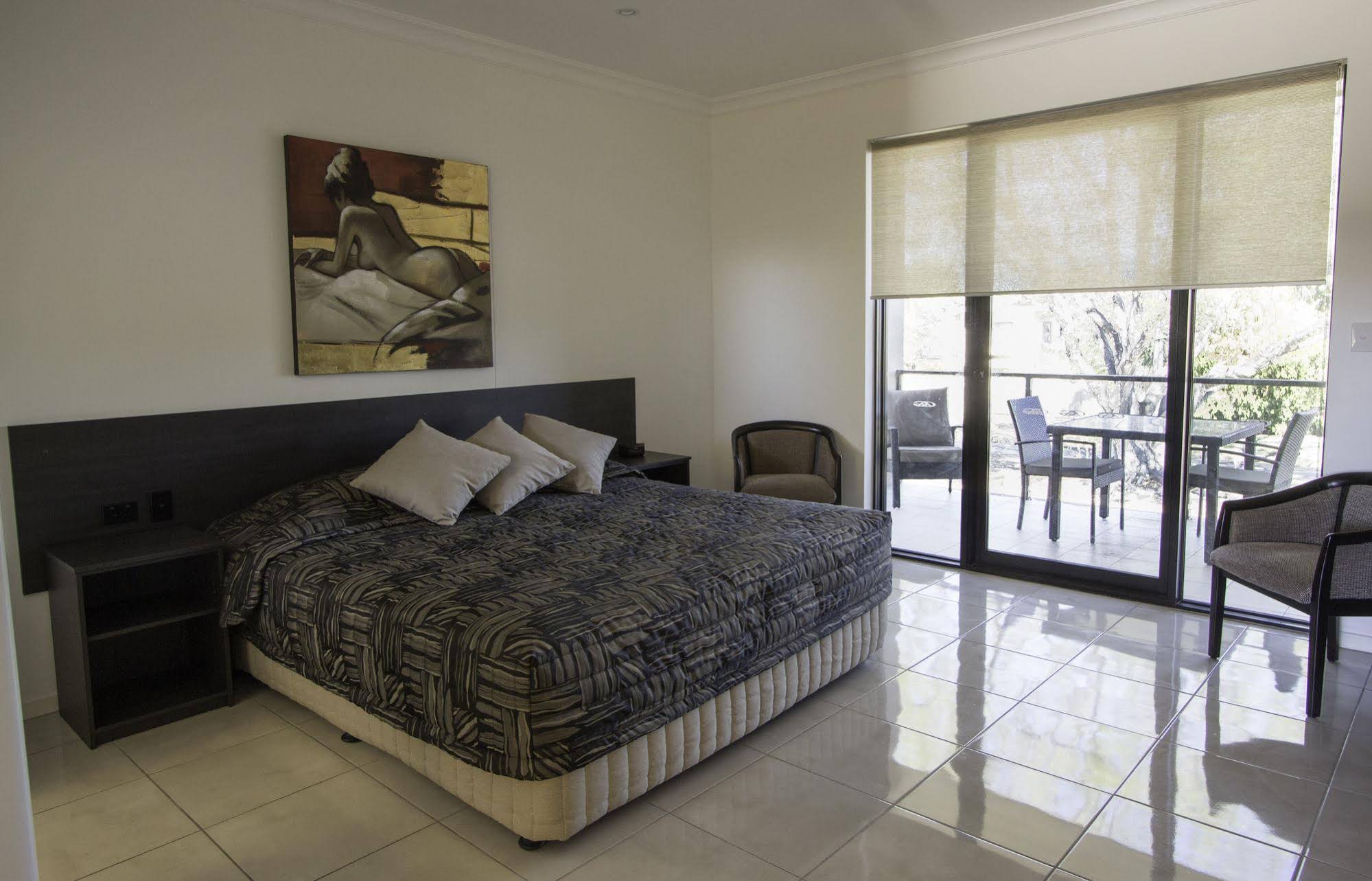 Western Gateway Motel