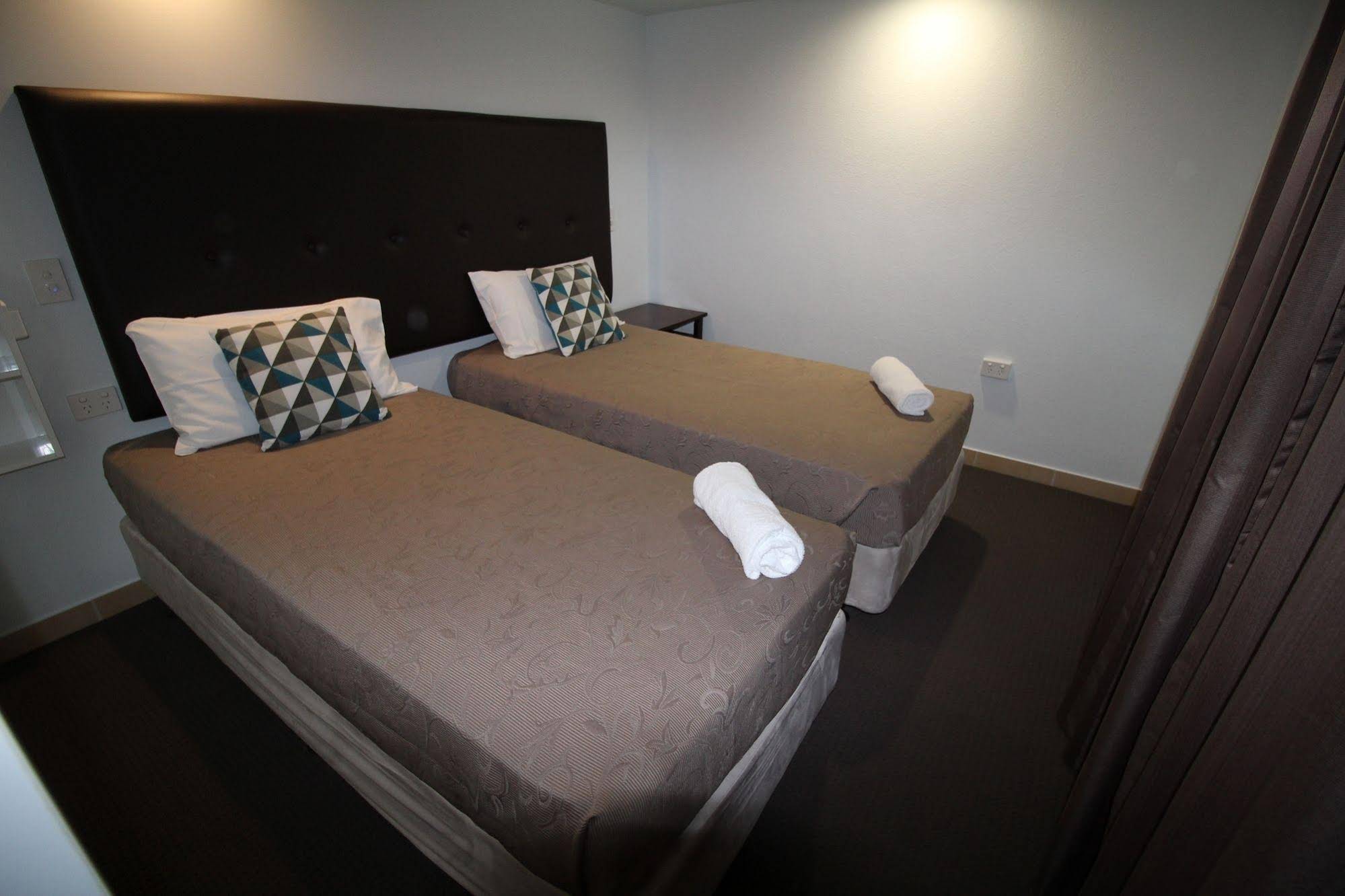 Endeavour Inn Emu Park