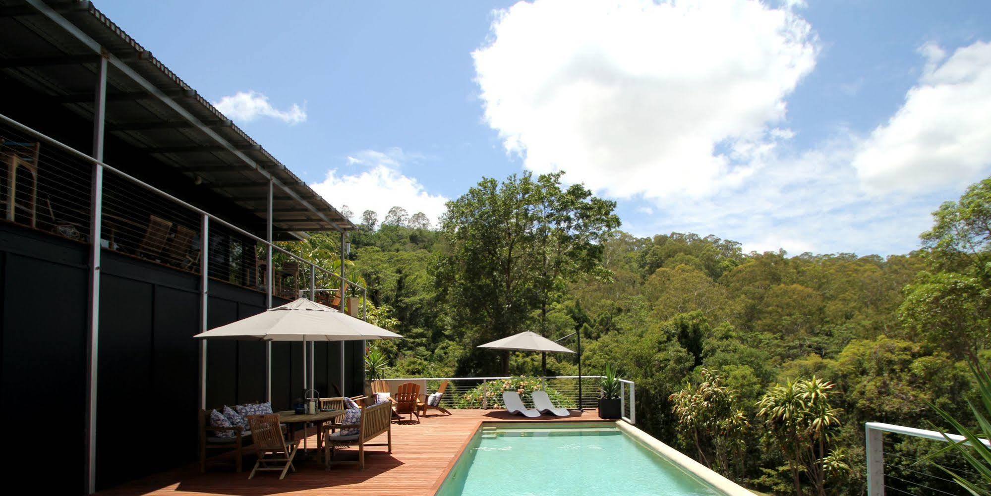Phoenix Eumundi Bed & Breakfast