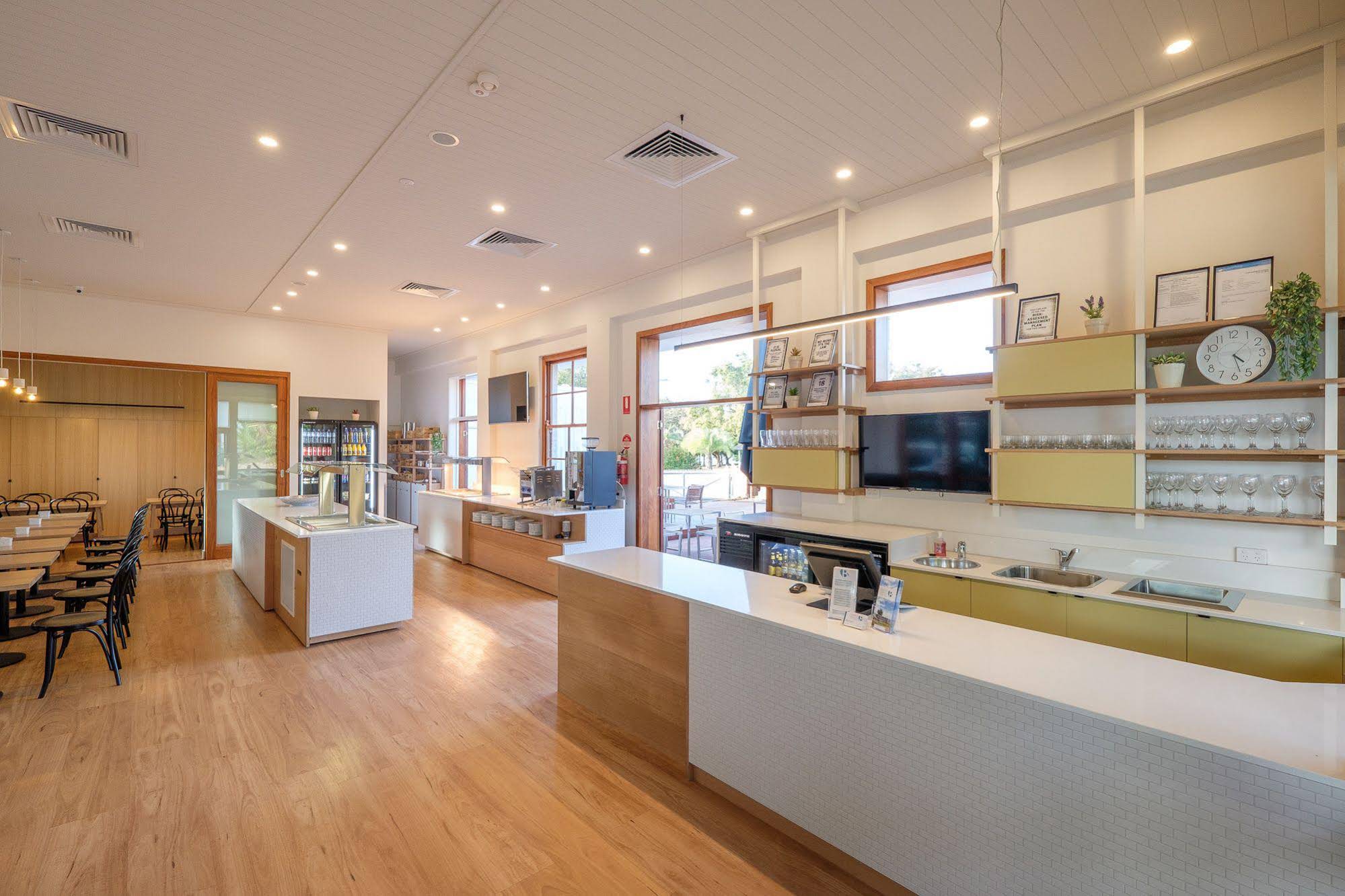 Barney Beach Accommodation Centre