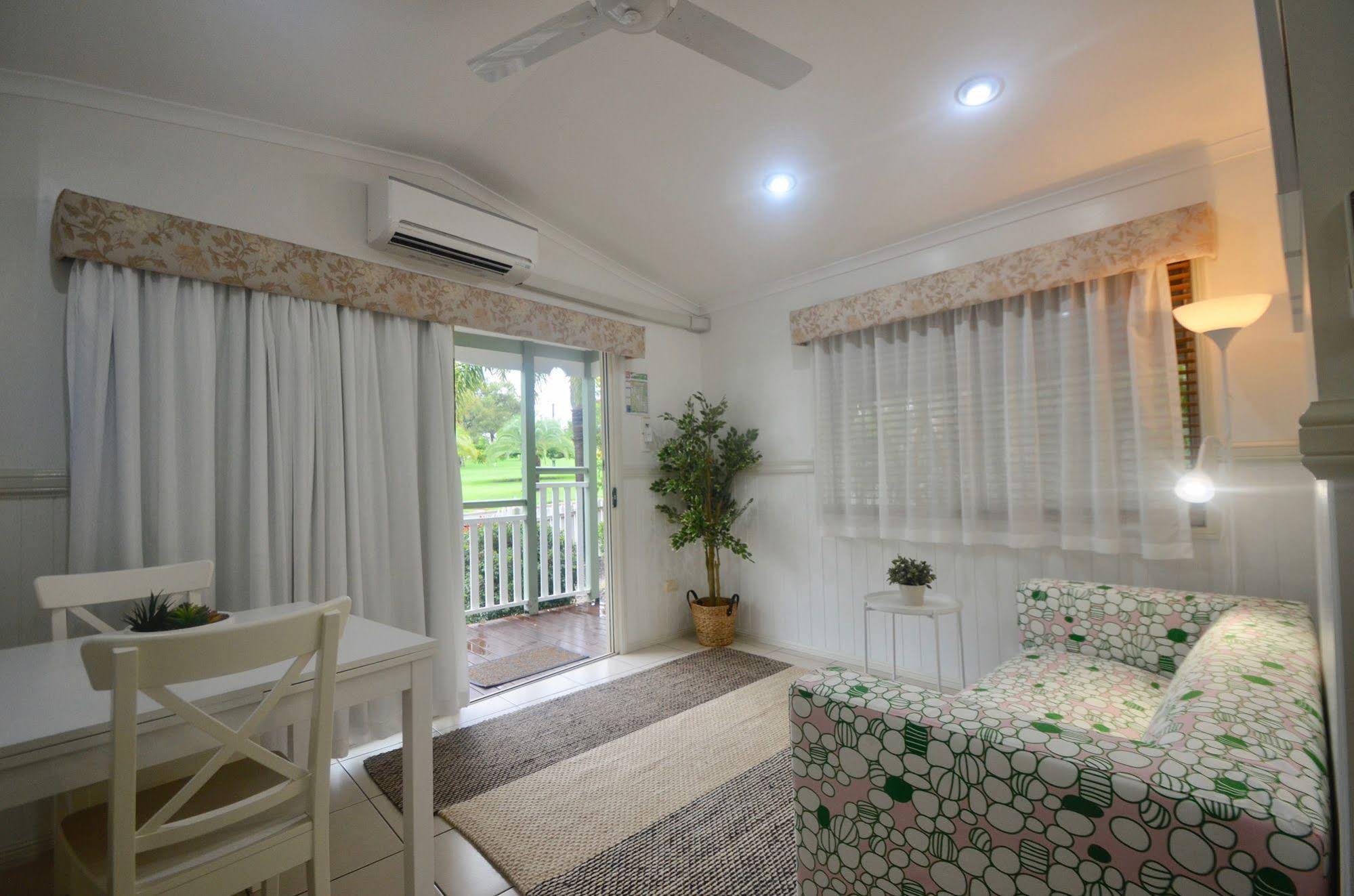 Barney Beach Accommodation Centre