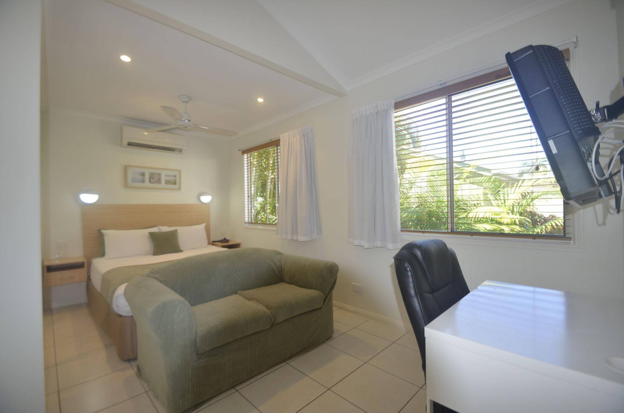 Barney Beach Accommodation Centre