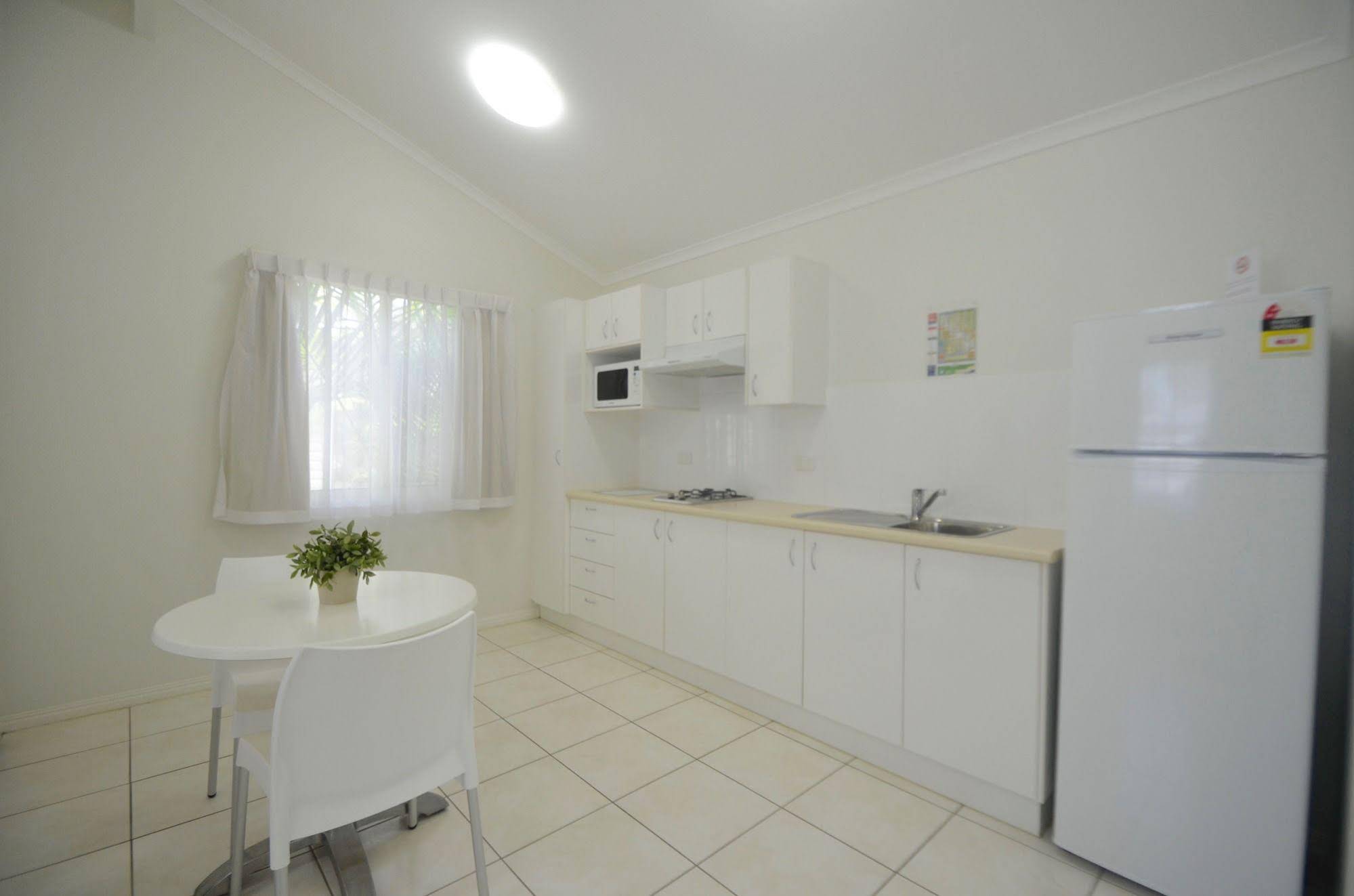 Barney Beach Accommodation Centre