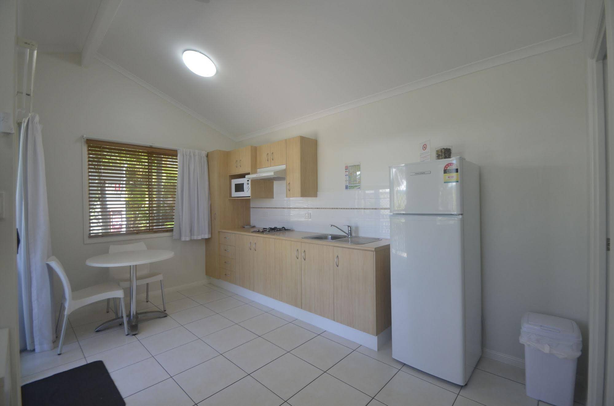 Barney Beach Accommodation Centre