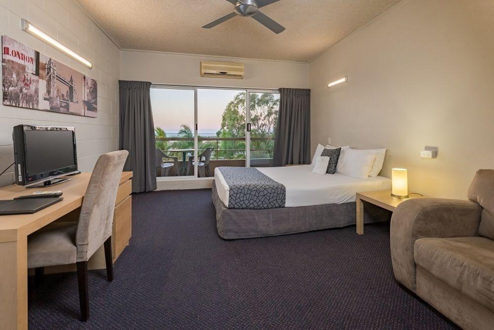 Camelot Motel