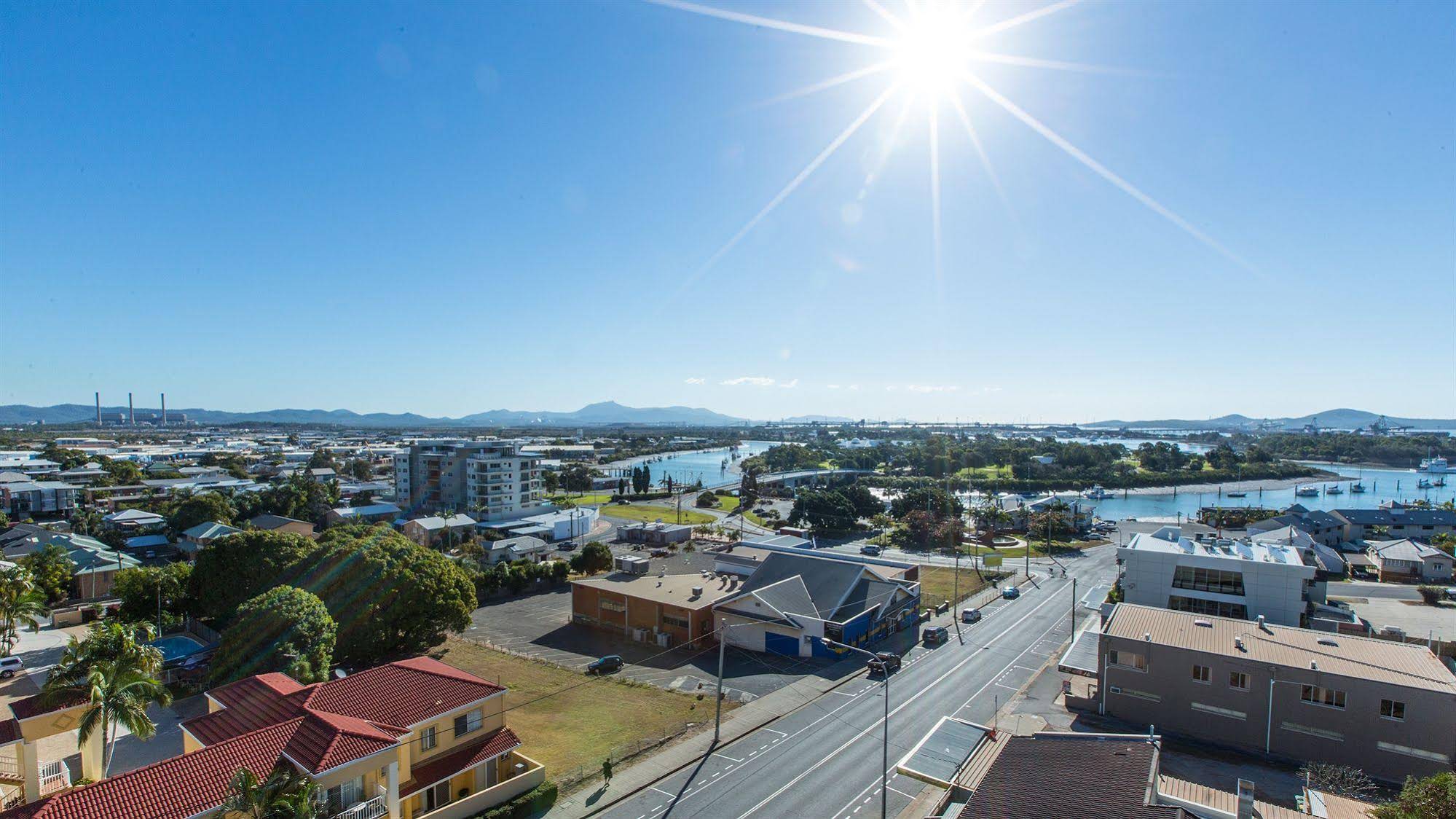 Curtis Central Apartments Hotel