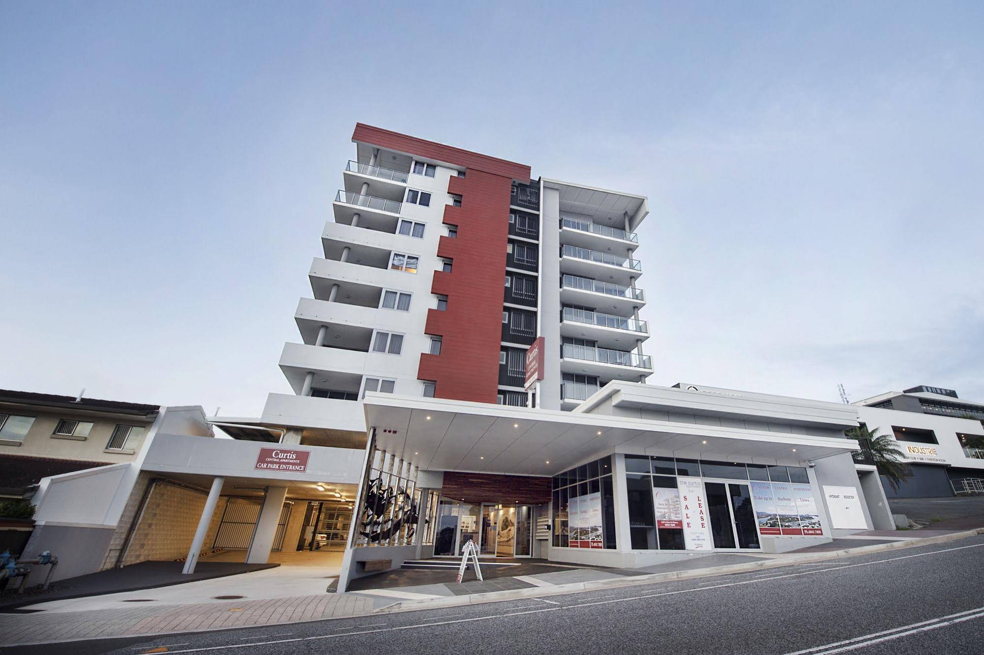 Curtis Central Apartments Hotel