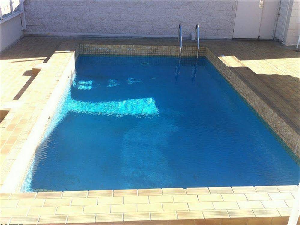 Gladstone Reef Hotel Motel