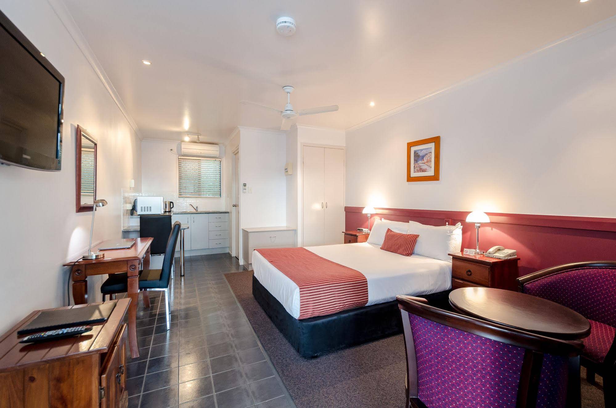 Xenia Central Studio Accommodation