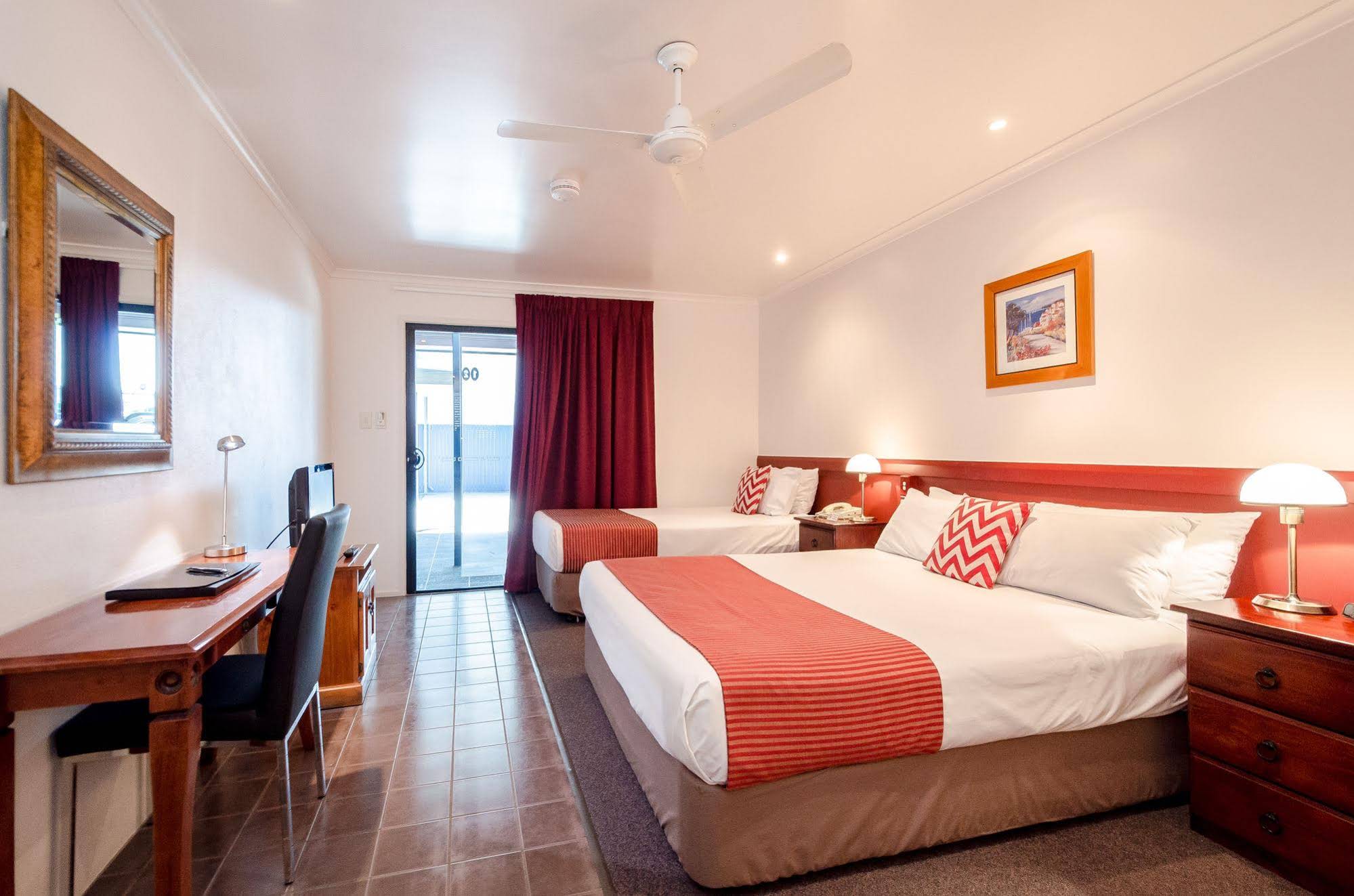 Xenia Central Studio Accommodation