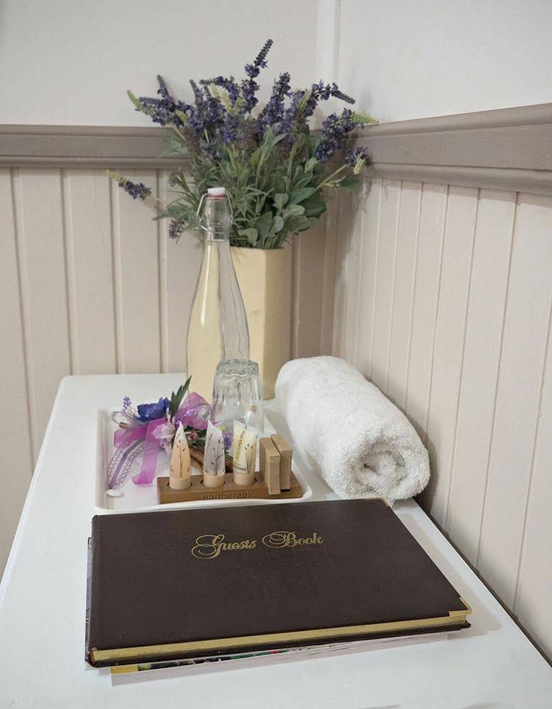 Glen Aplin Gardens B&B