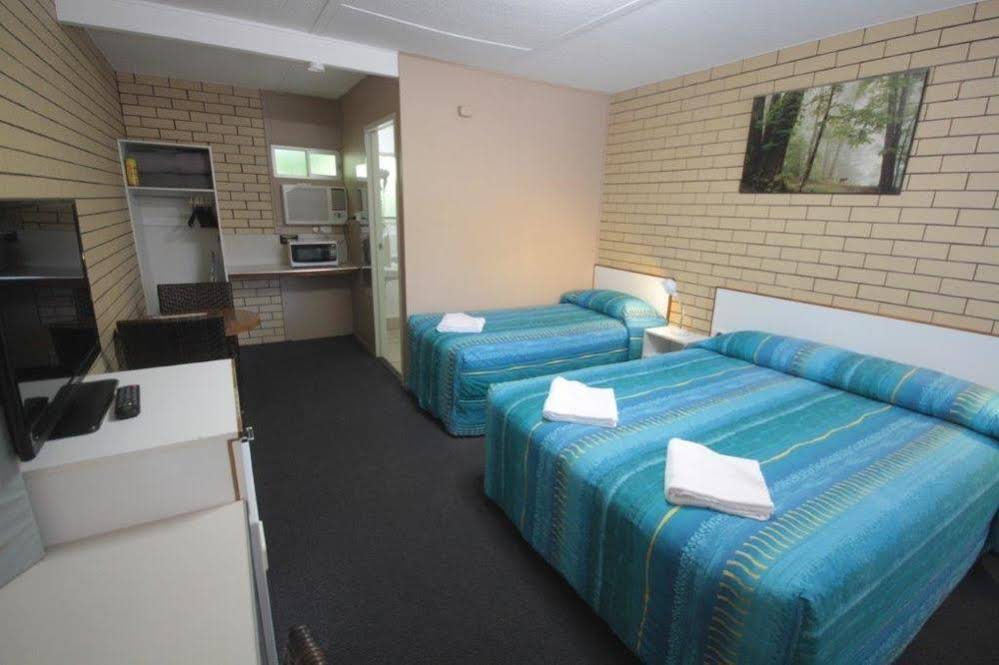 Binalong Motel