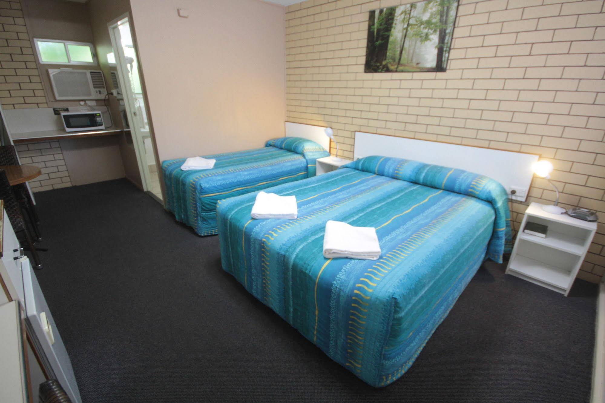 Binalong Motel