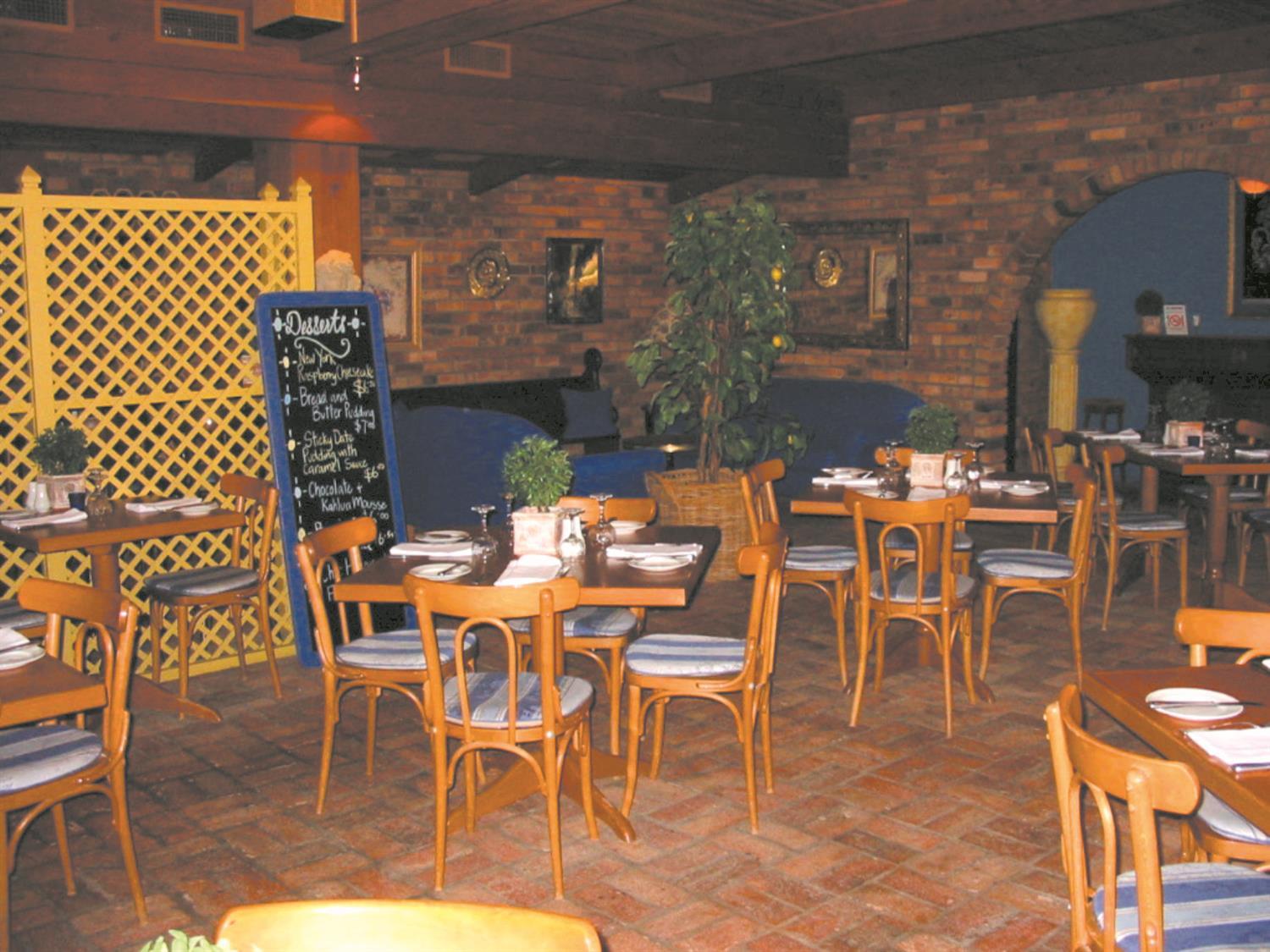 The Town House Motor Inn