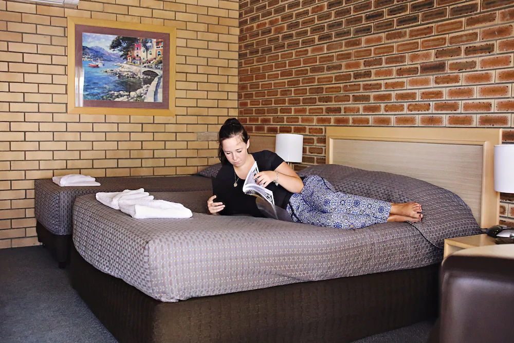 The Town House Motor Inn