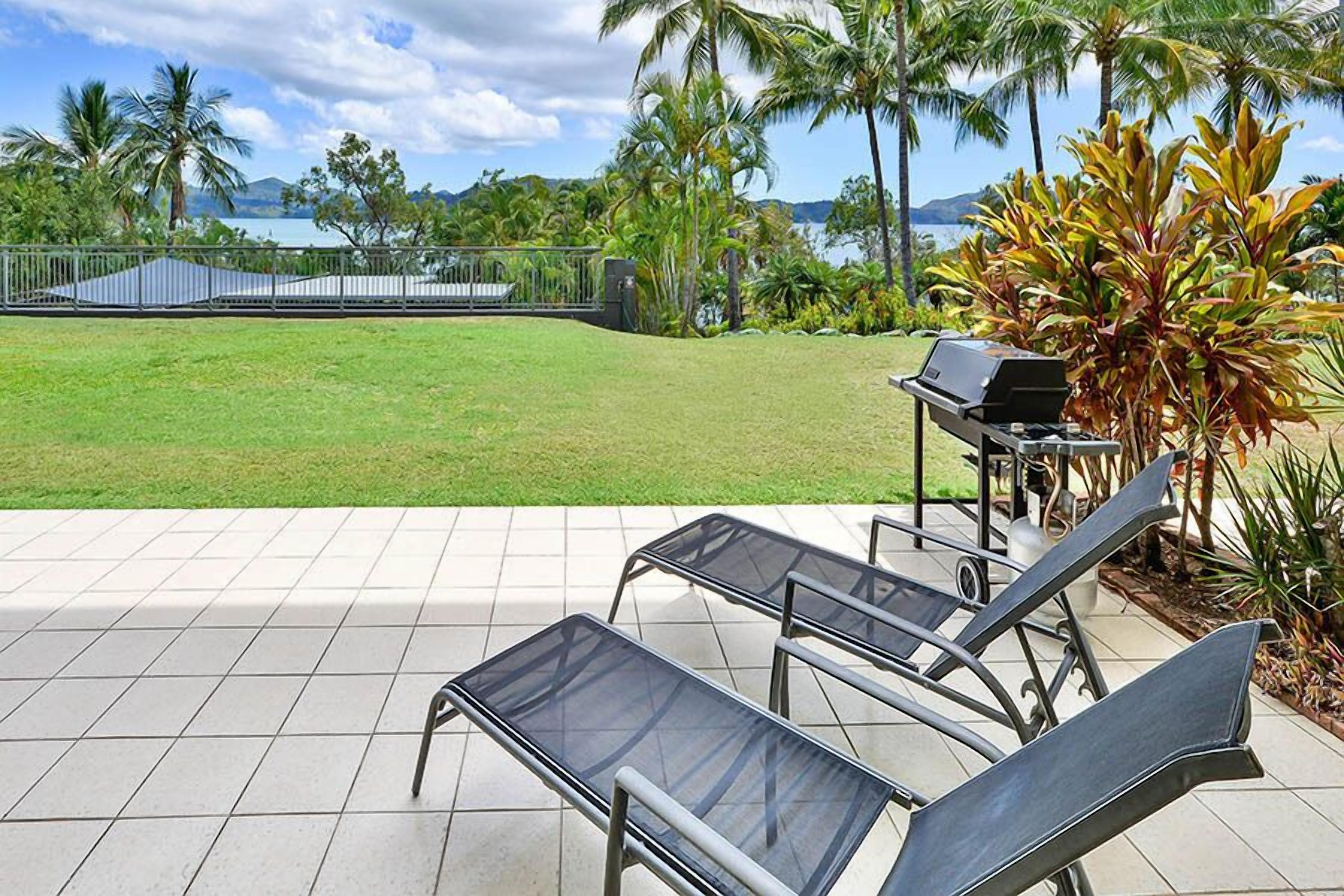 Hibiscus Apartments on Hamilton Island