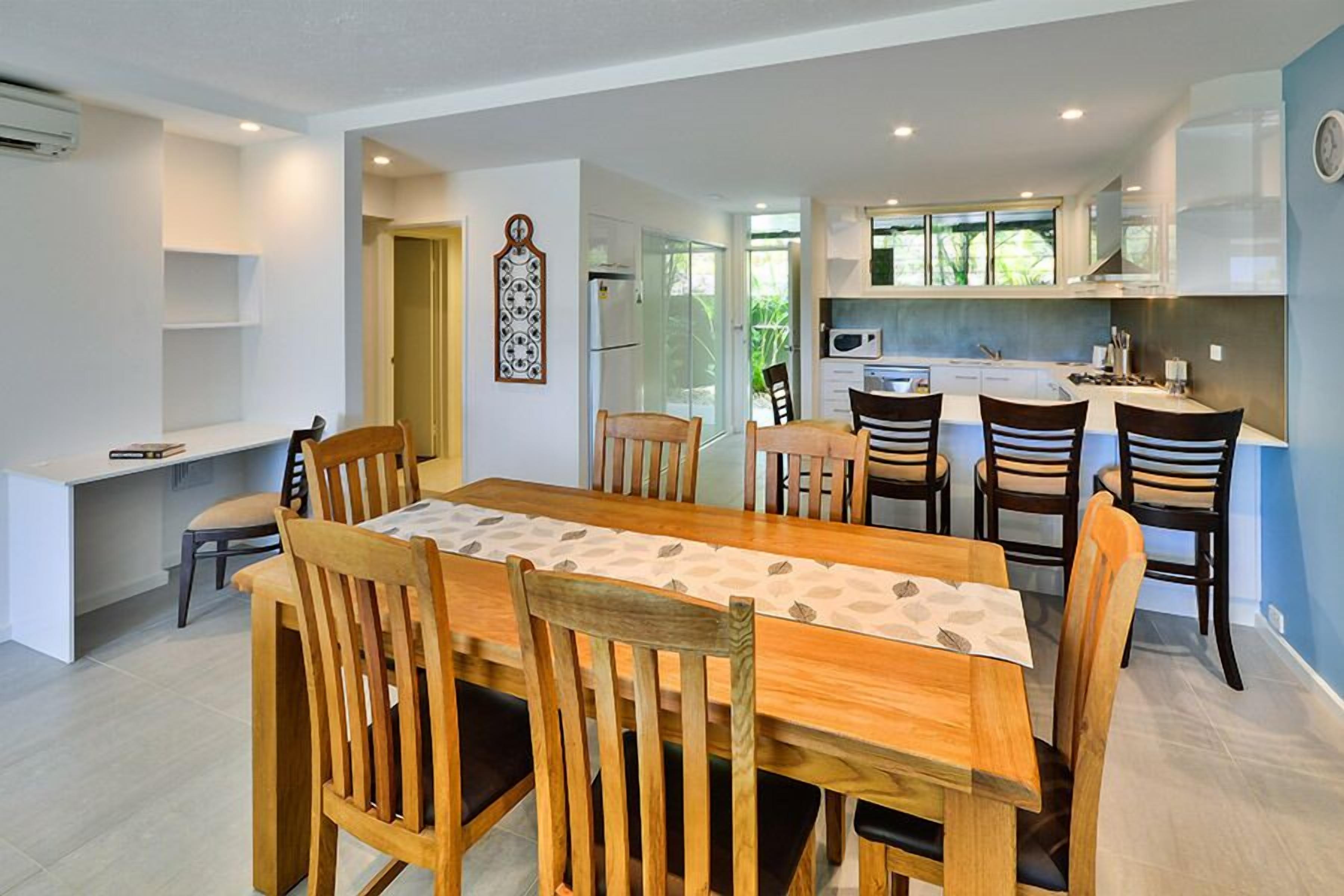 Hibiscus Apartments on Hamilton Island