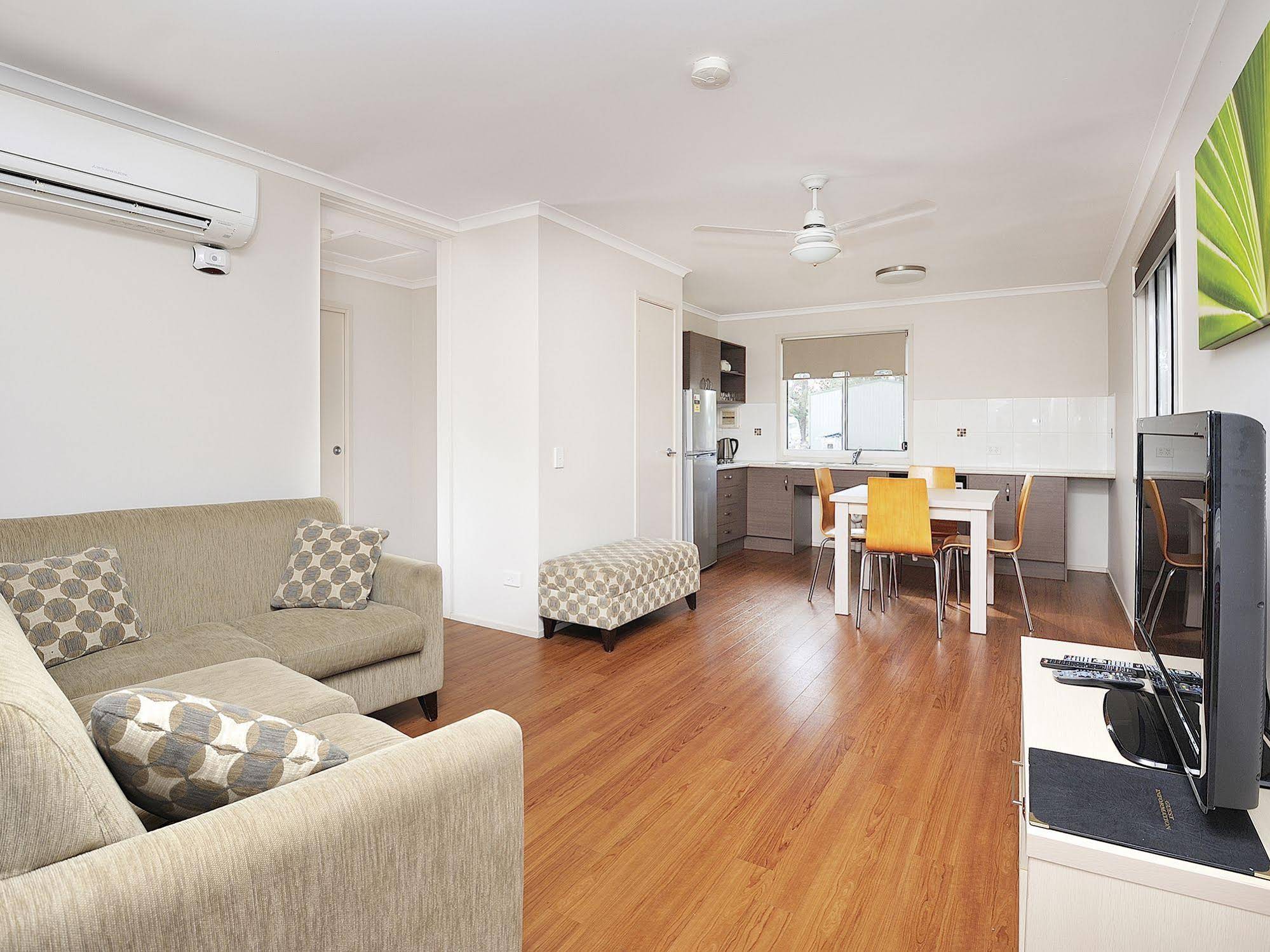 Lake Somerset Holiday Park