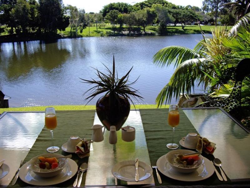 Alexander Lakeside B&B