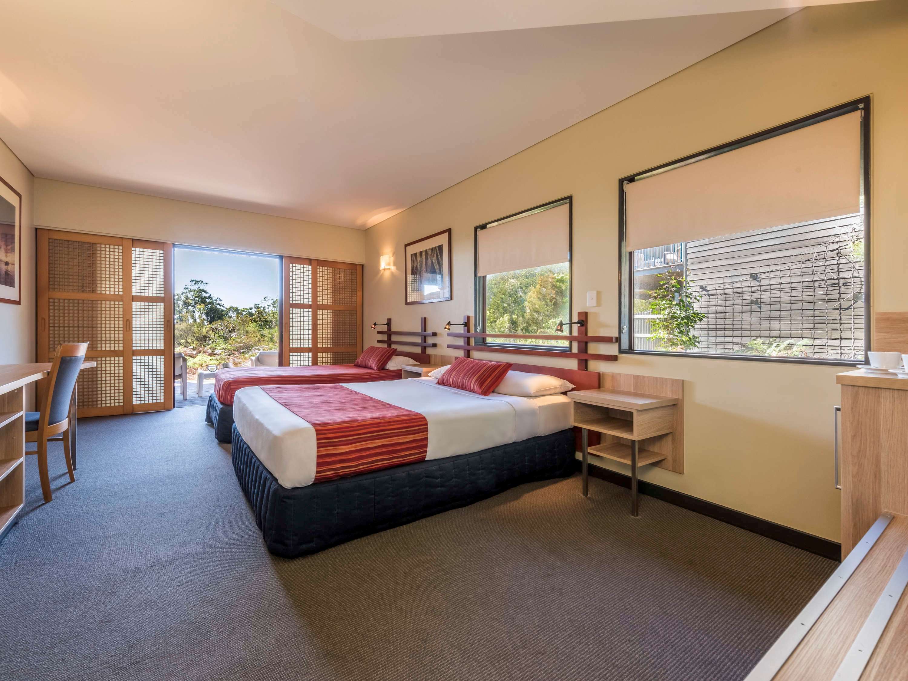 Kingfisher Bay Resort