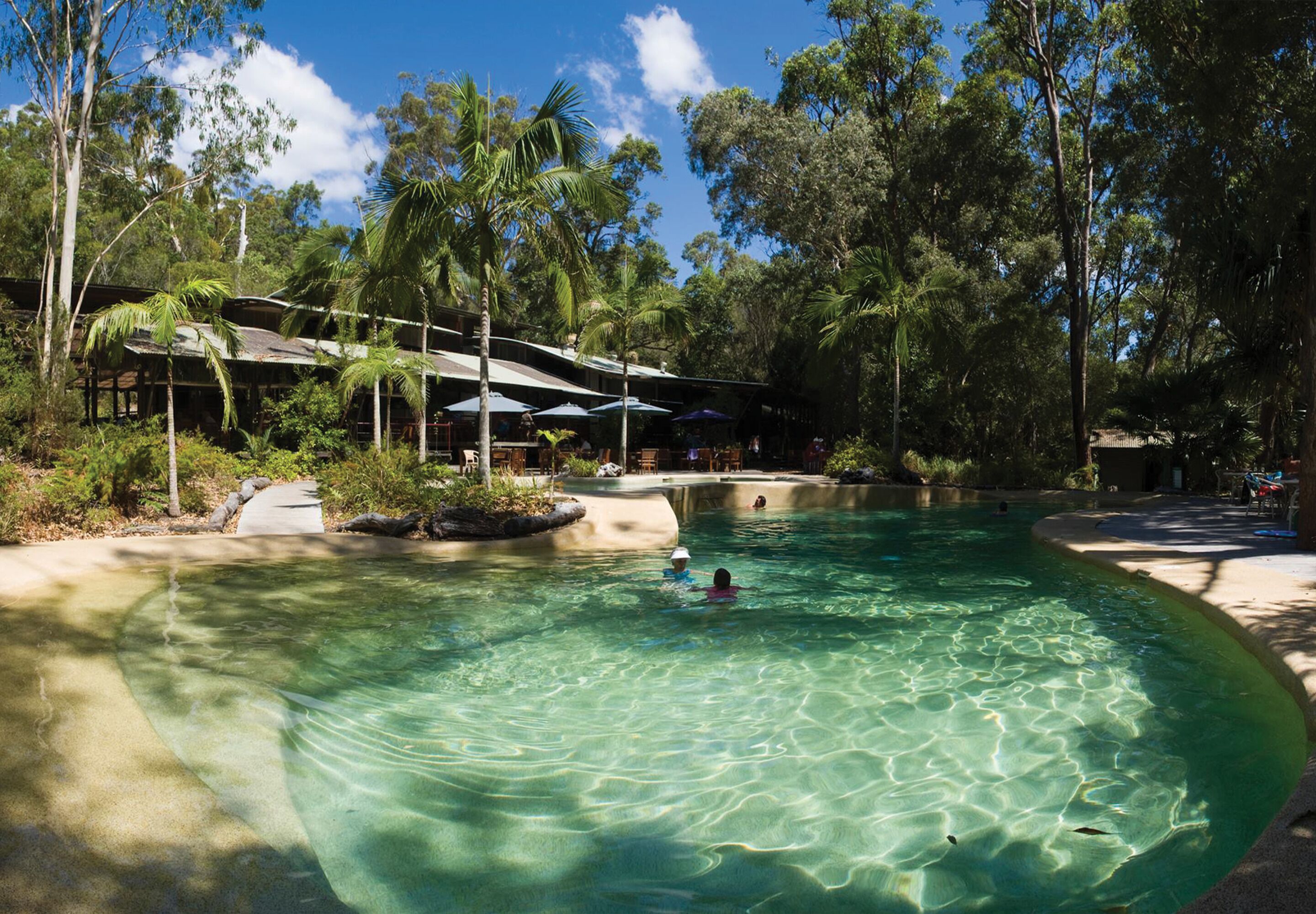 Kingfisher Bay Resort