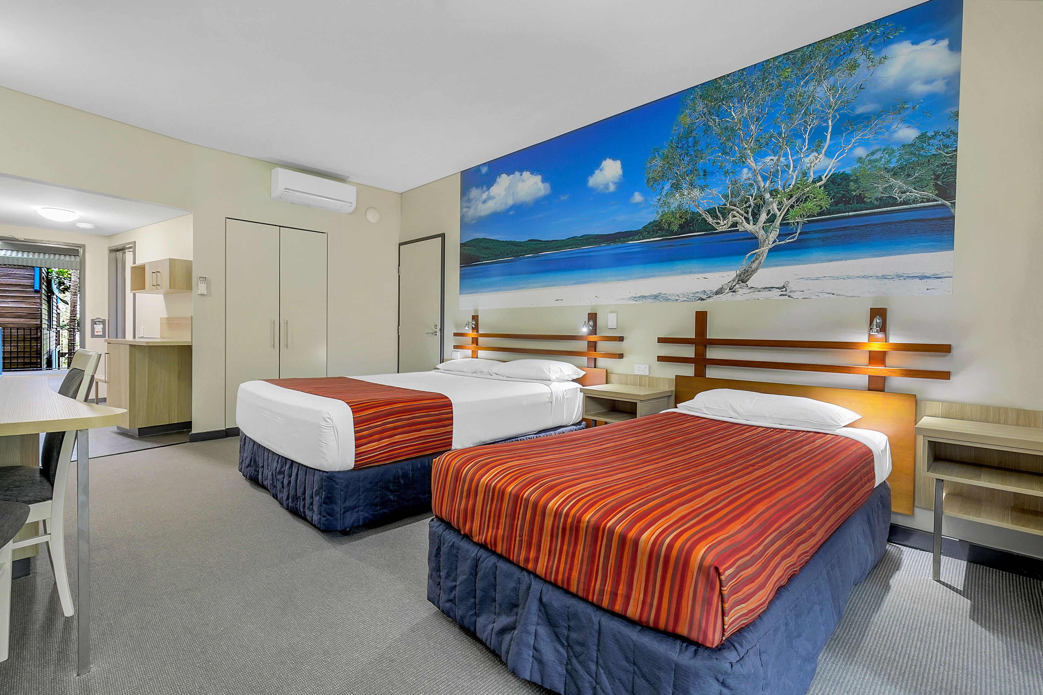 Kingfisher Bay Resort