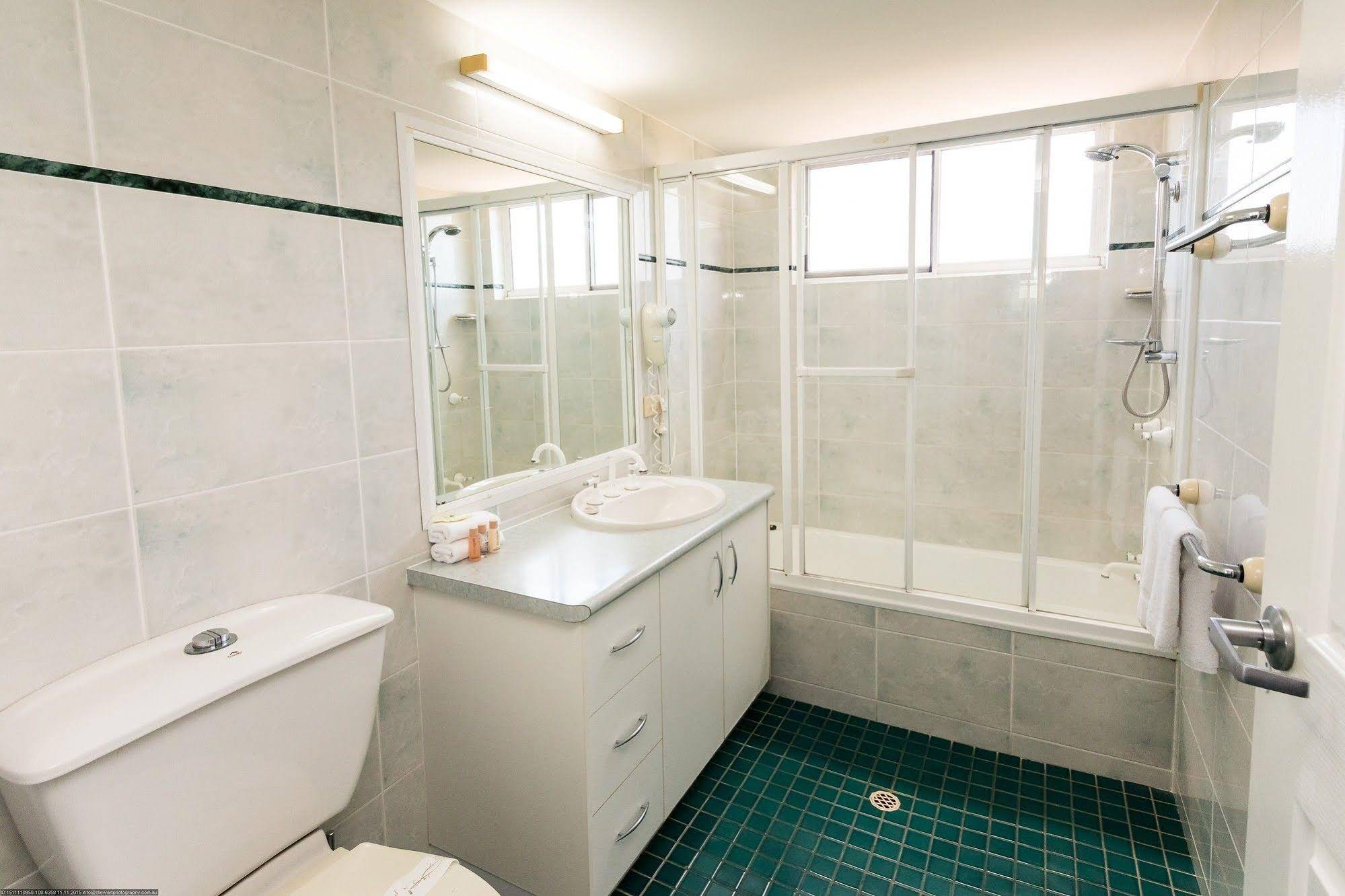 White Crest Luxury Apartments