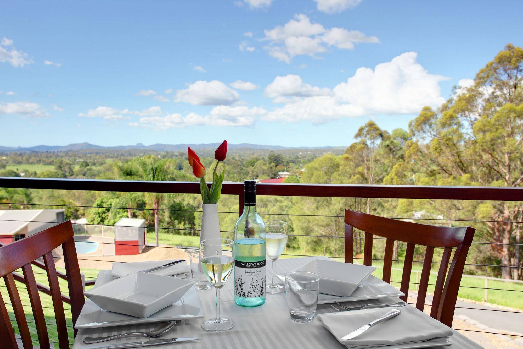 Mary Valley Views B+ B