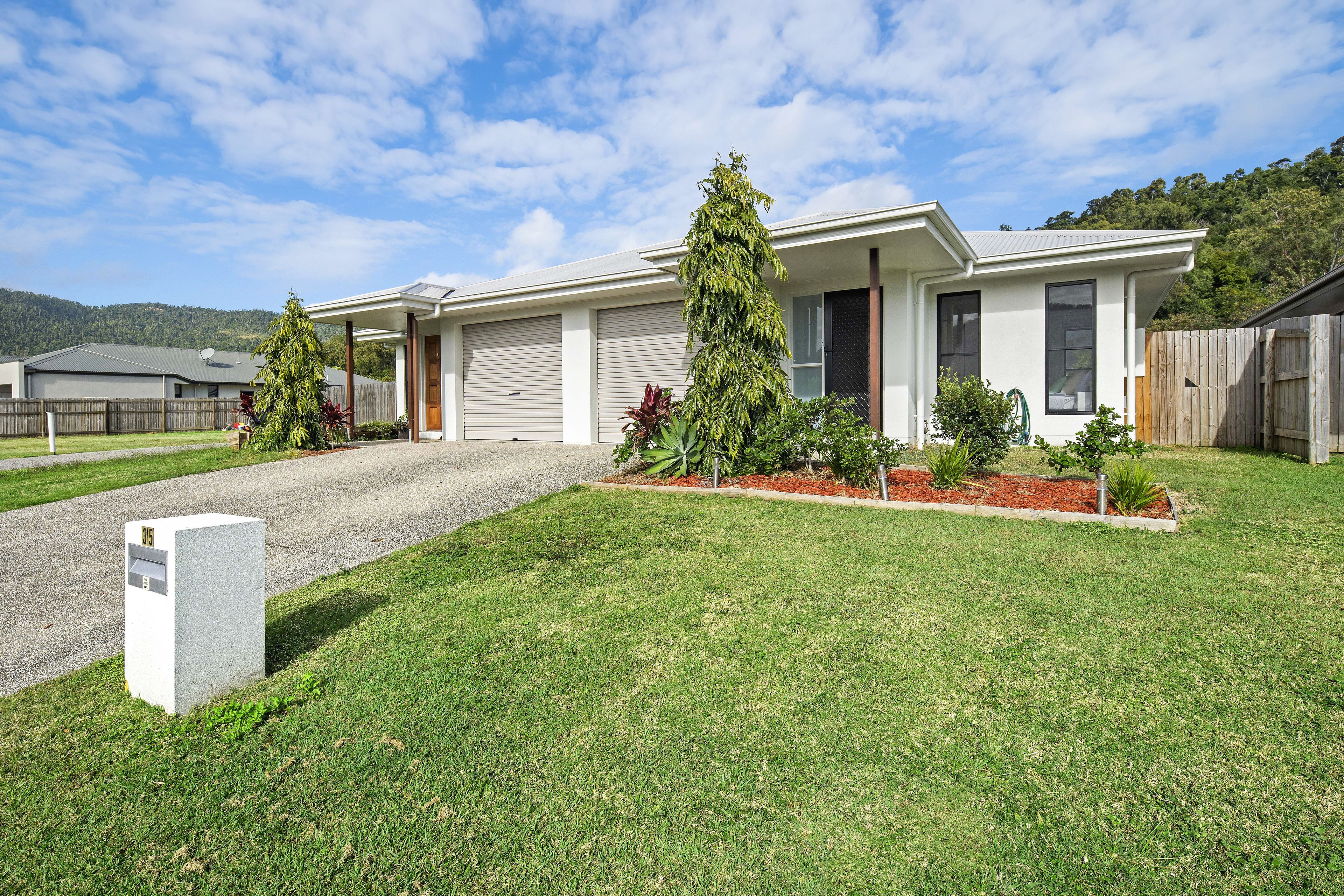 Whitsunday Family Escape