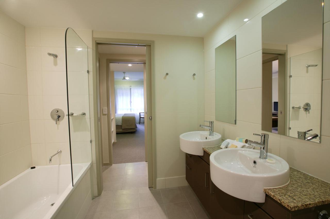 Paradise Palms Resort & Country Club