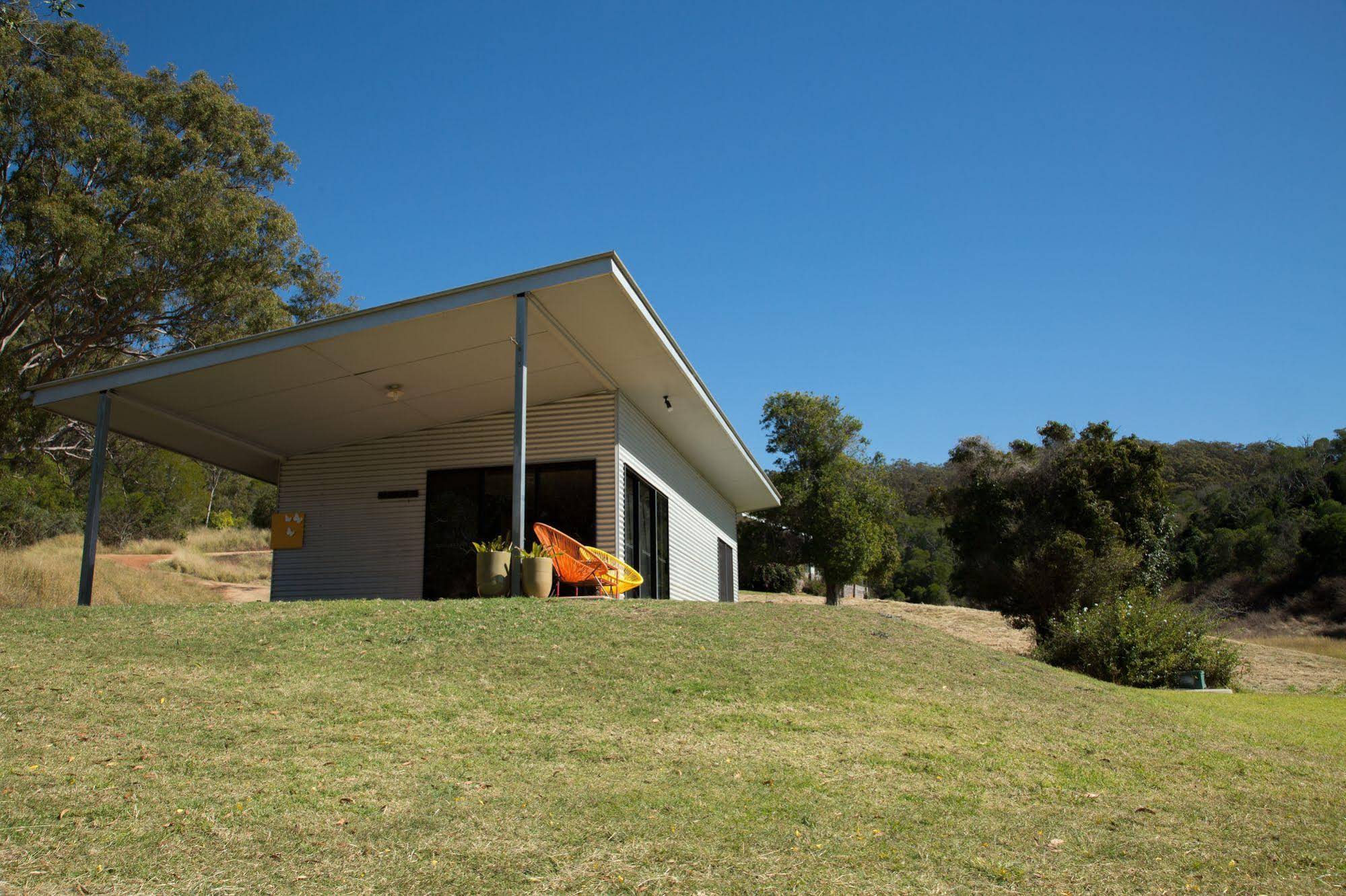 Deshons Retreat