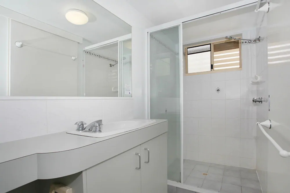 Kings Way Apartments