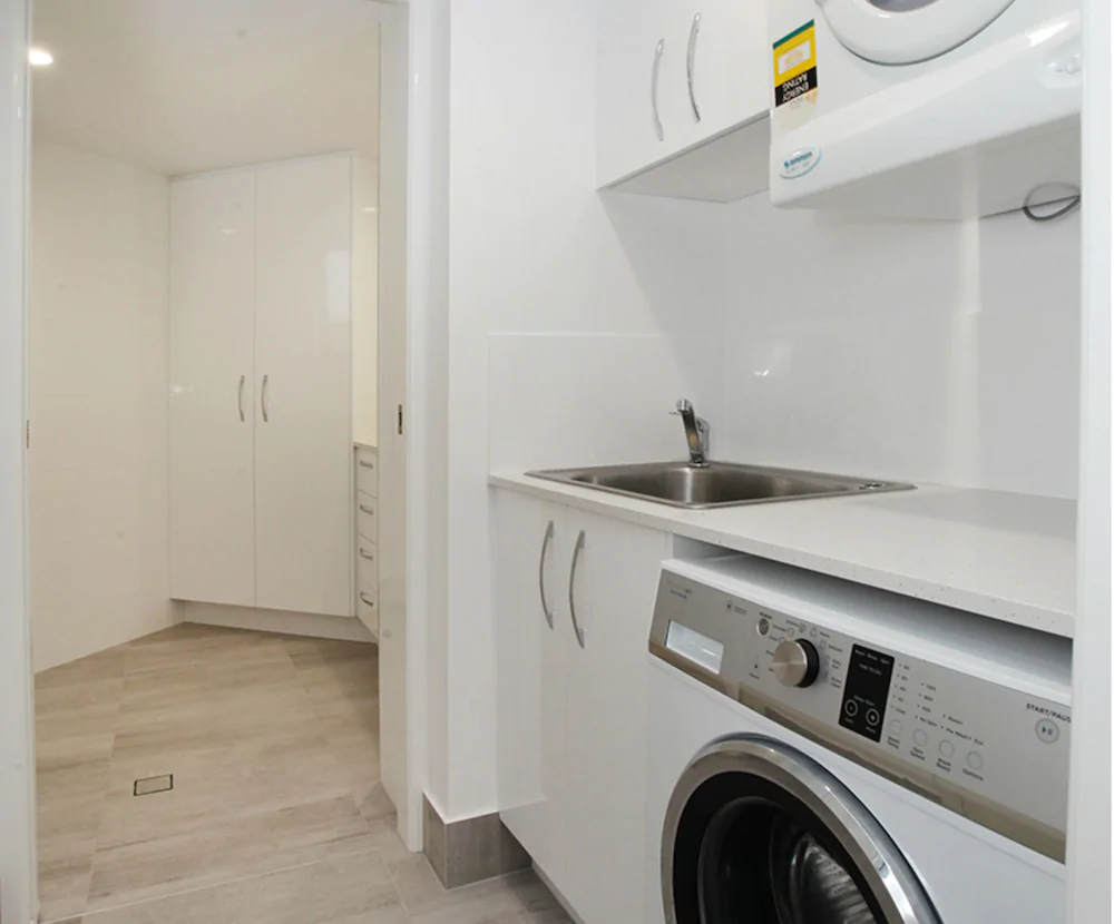 Kings Way Apartments