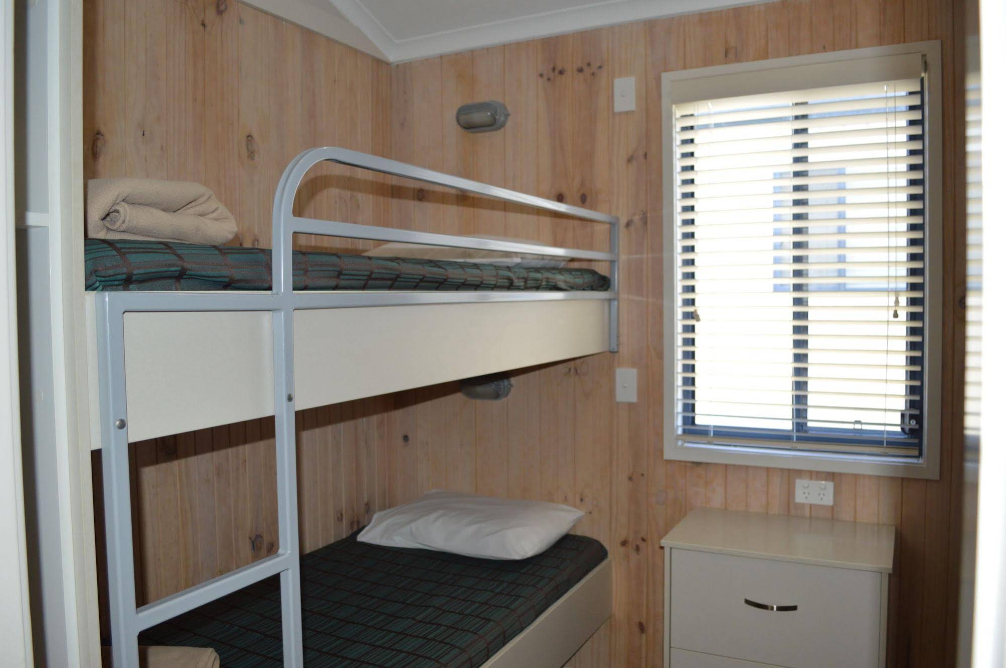 Mackay Blacks Beach Holiday Park