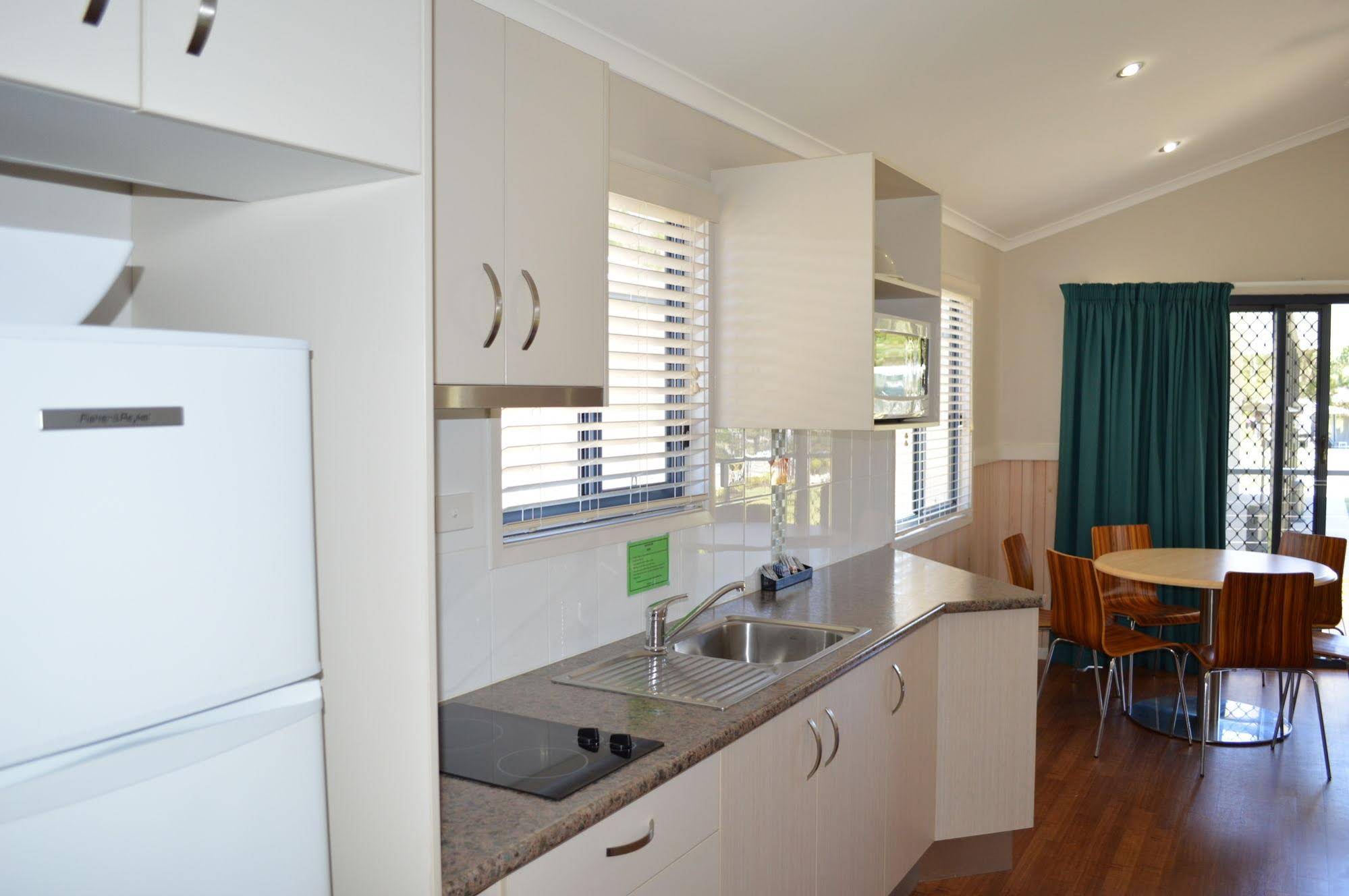 Mackay Blacks Beach Holiday Park