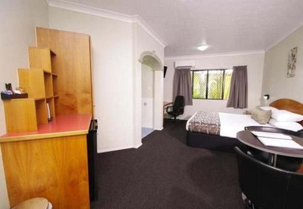 Reef Resort Motel