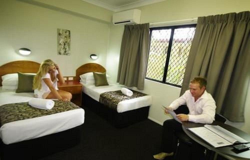 Reef Resort Motel