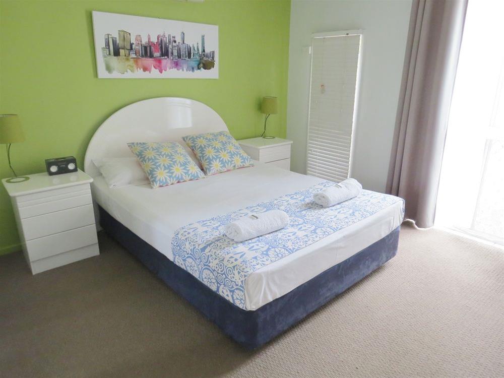 The Shores Holiday Apartments