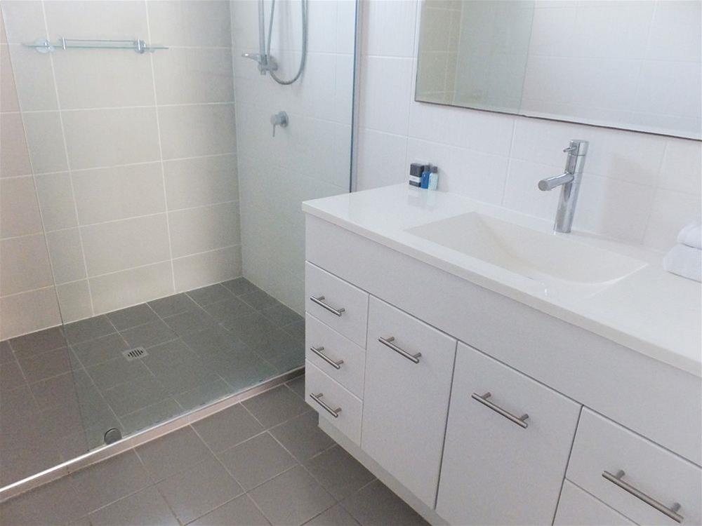 The Shores Holiday Apartments