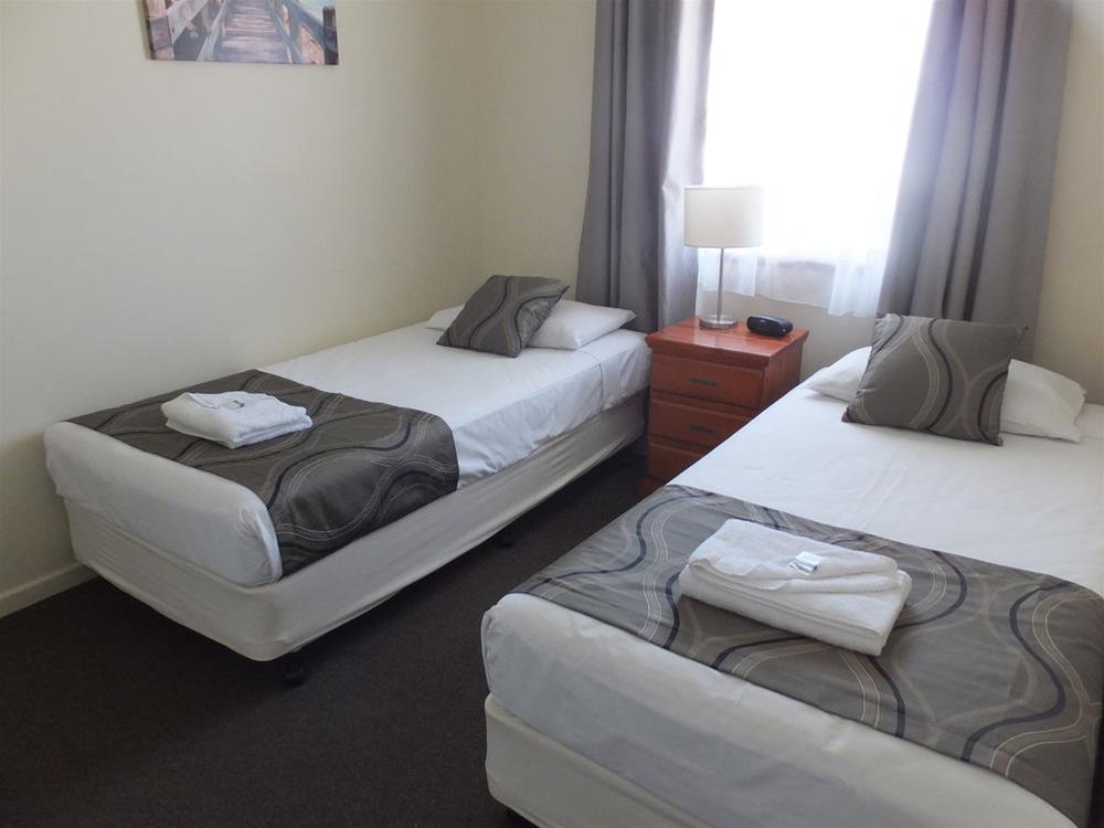 The Shores Holiday Apartments