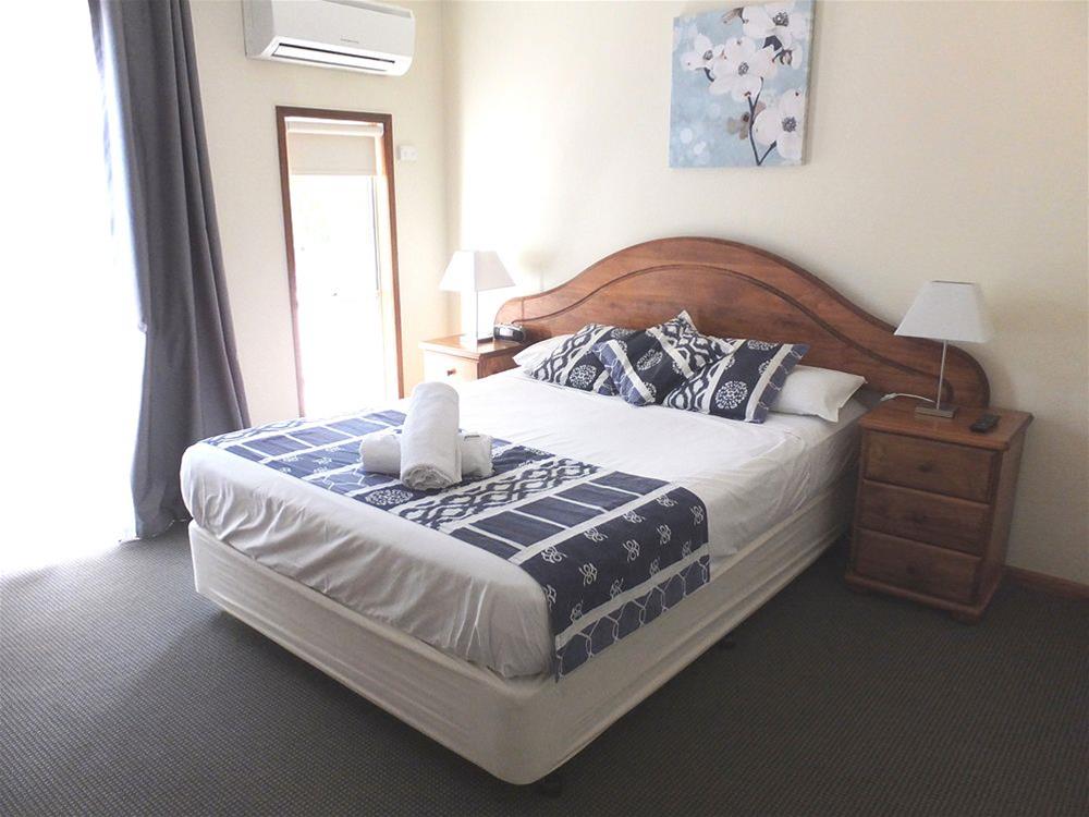 The Shores Holiday Apartments