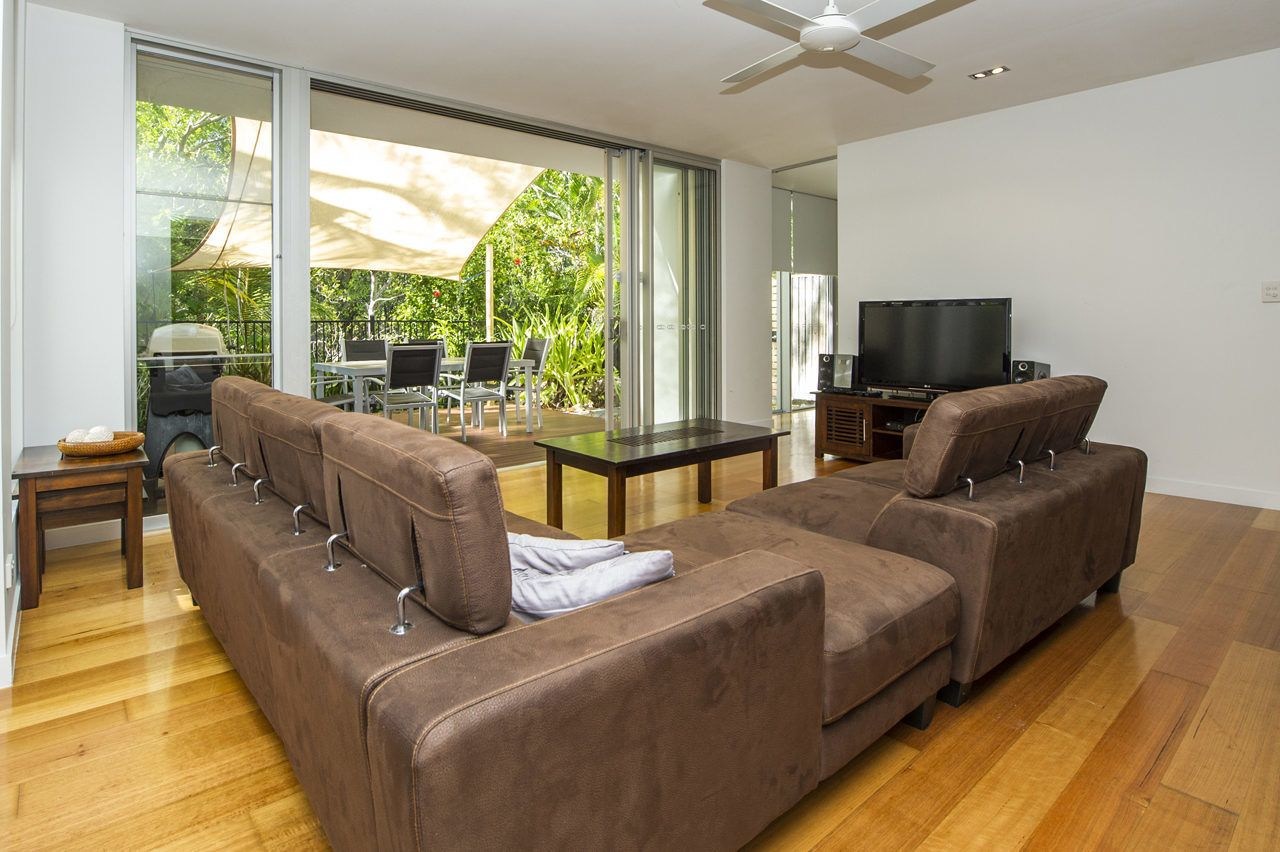 Maggies Beachfront Apartments