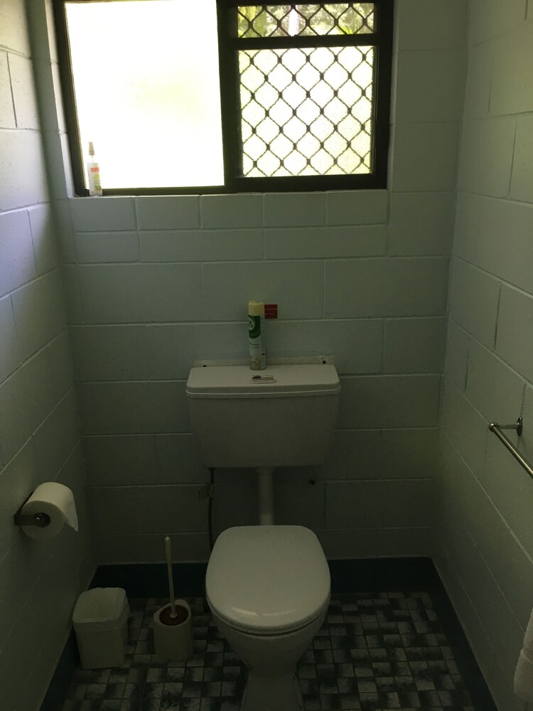 Magnetic Retreat Holiday Units