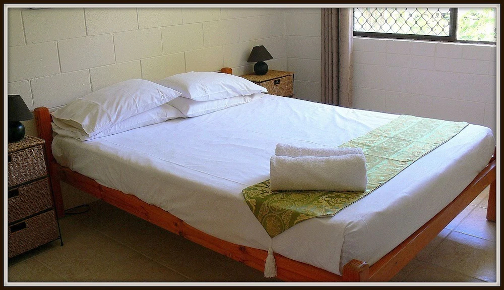 Magnetic Retreat Holiday Units