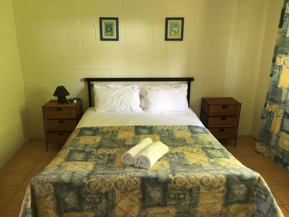 Magnetic Retreat Holiday Units