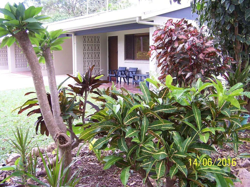 Magnetic Retreat Holiday Units